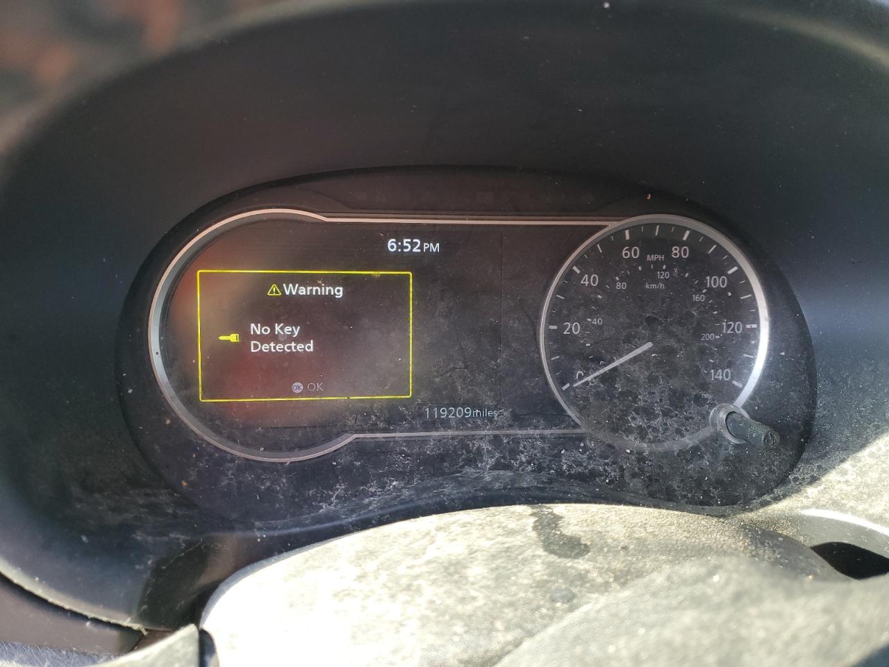 Nissan Kicks Sr Image 4