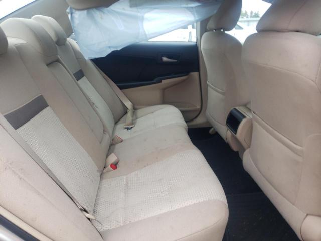 Toyota Camry L Image 9