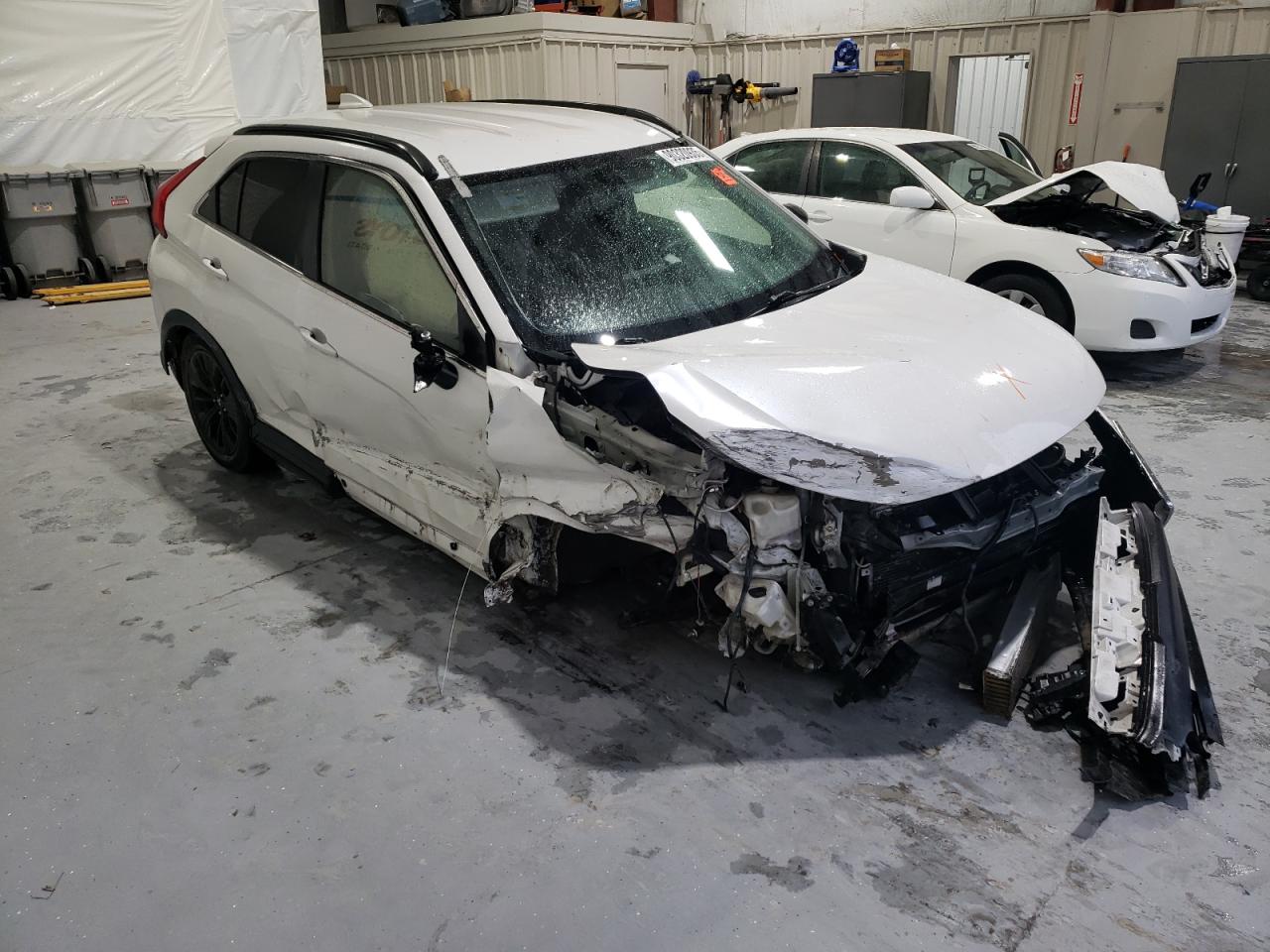 Mitsubishi Eclipse Le Image 3