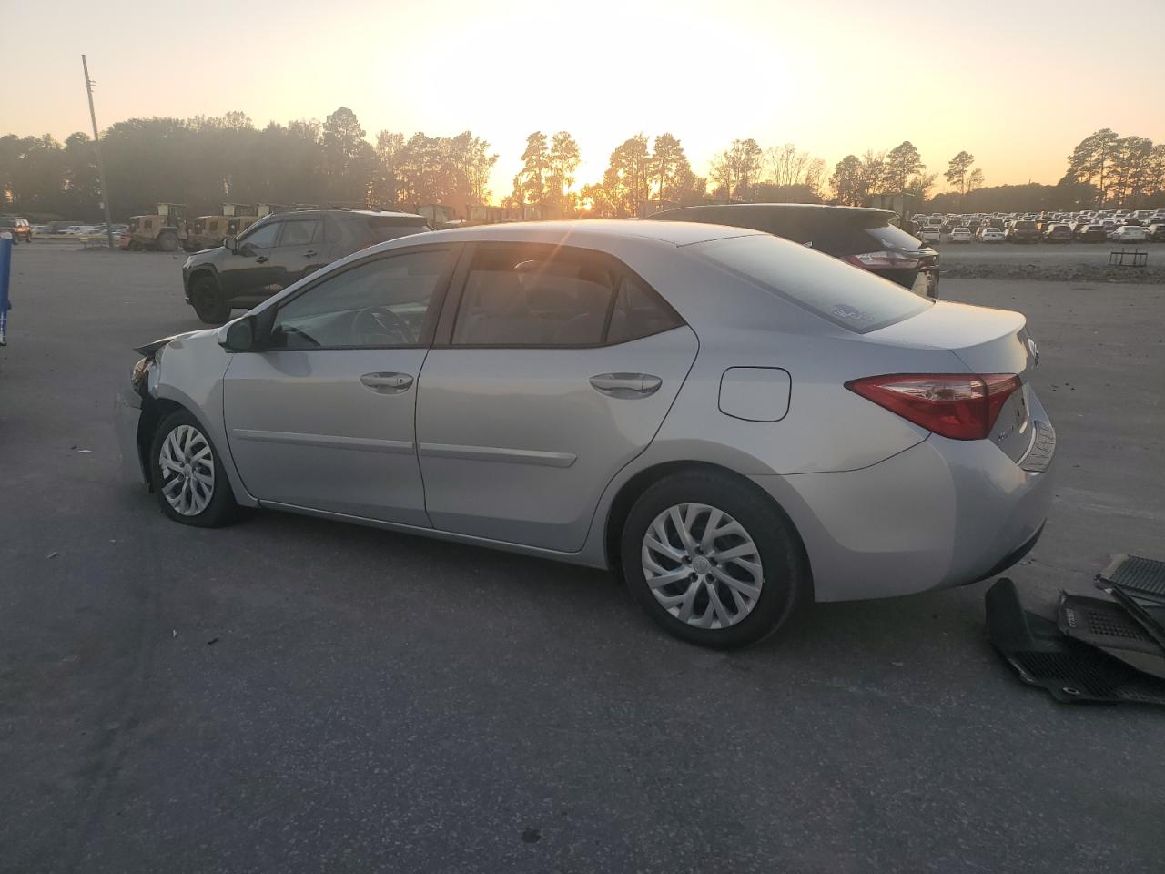 Toyota Corolla L Image 5