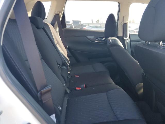 Nissan Rogue S Image 9