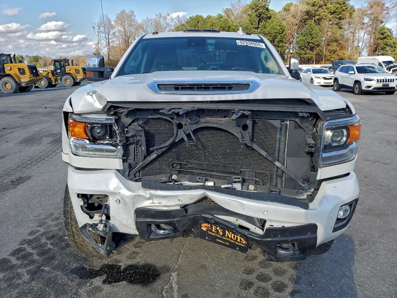 GMC Sierra K2500 Denali Image 4