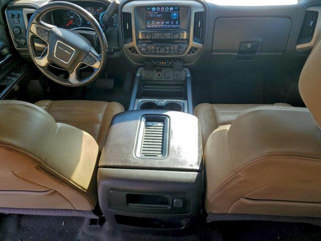 GMC Sierra K2500 Denali Image 7