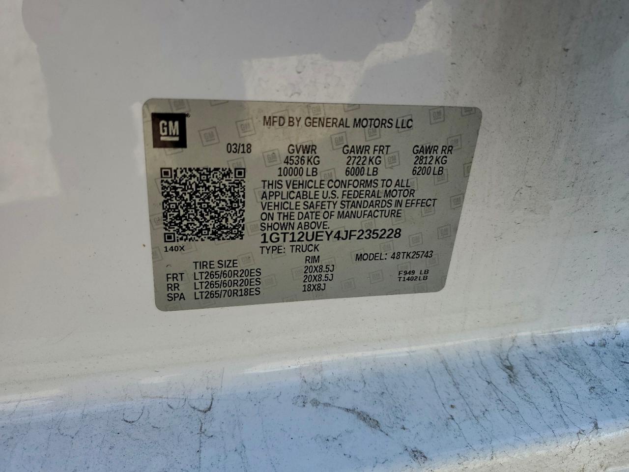 GMC Sierra K2500 Denali Image 12