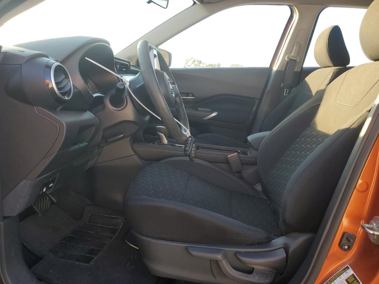 Nissan Kicks Sv Image 10