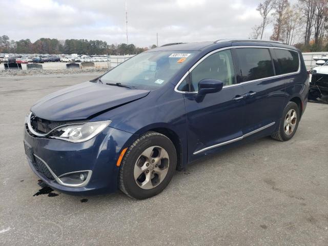  Salvage Chrysler Pacifica