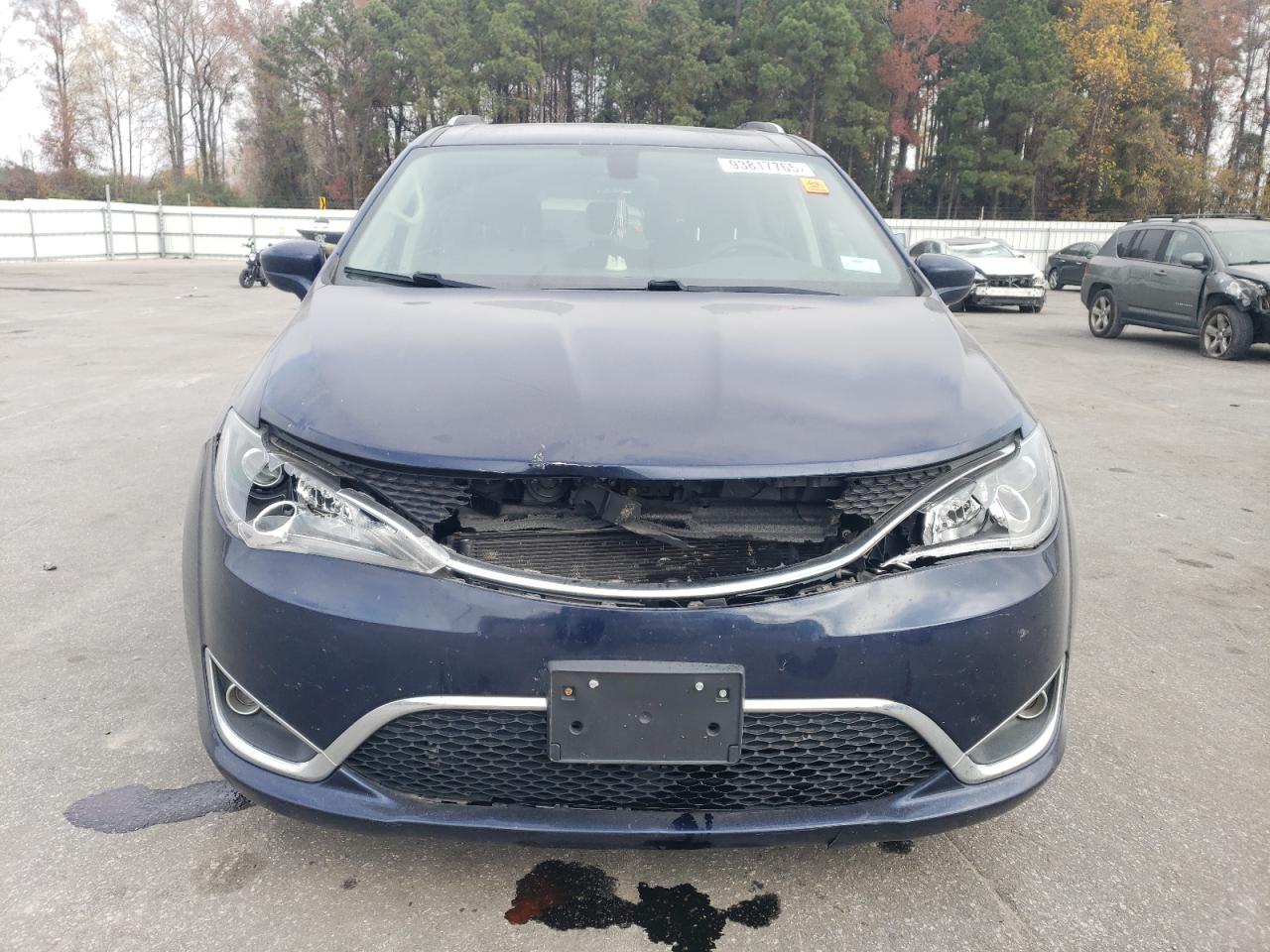 Chrysler Pacifica Touring L Plus Image 6