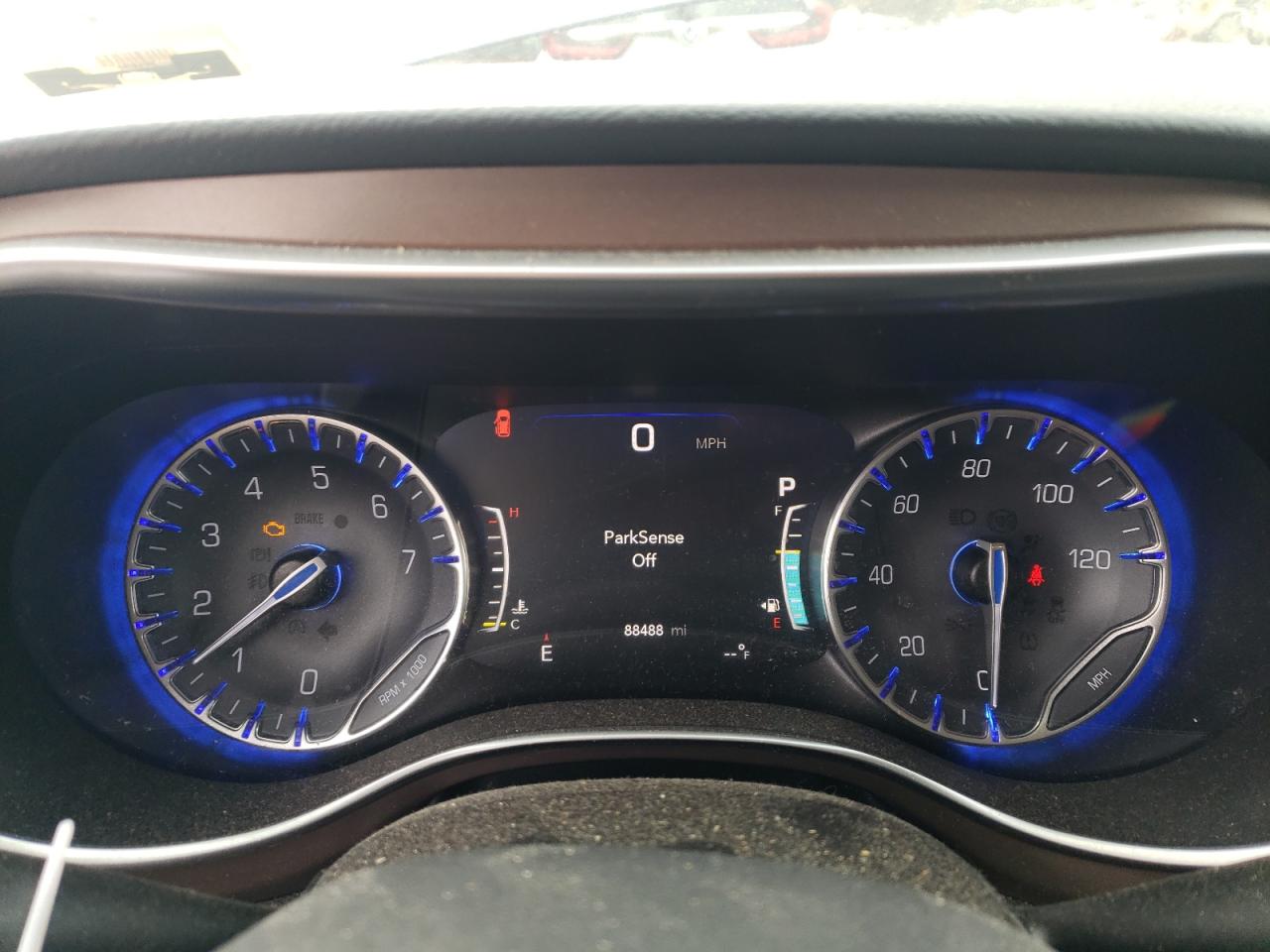 Chrysler Pacifica Touring L Plus Image 9