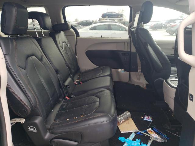 Chrysler Pacifica Touring L Plus Image 13