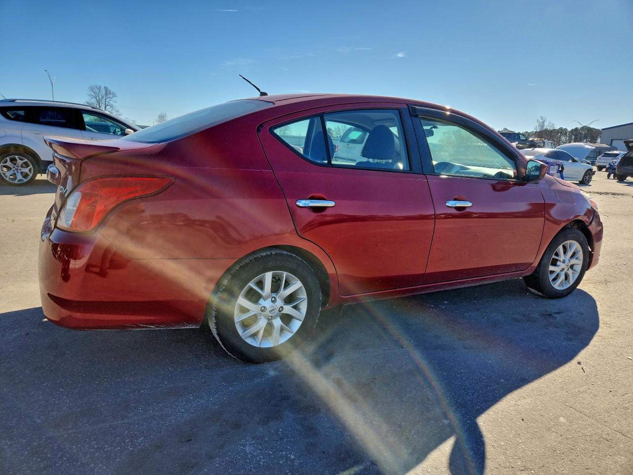 Nissan Versa S Image 5