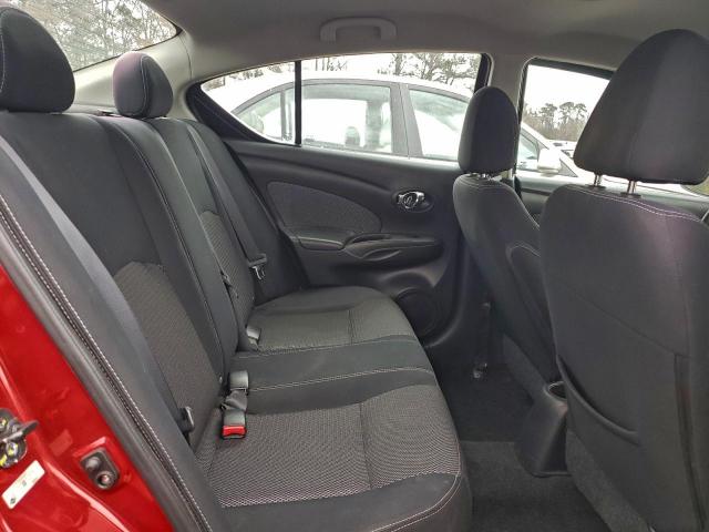 Nissan Versa S Image 7