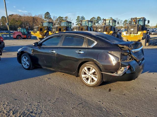 Nissan Altima 2.5 Image 8