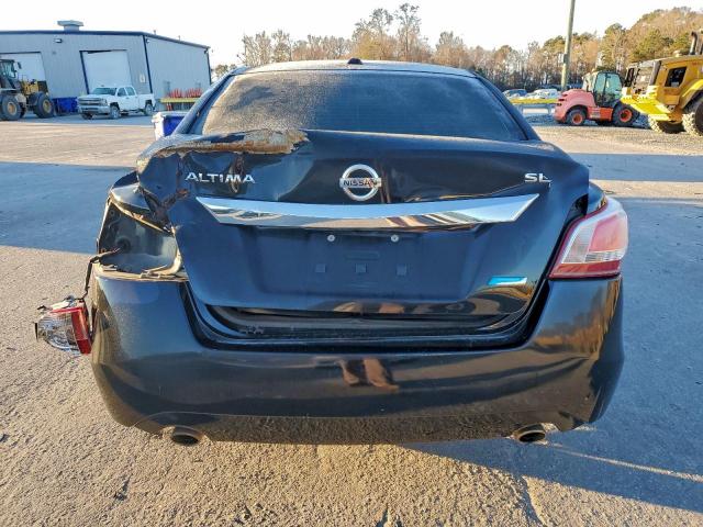 Nissan Altima 2.5 Image 10