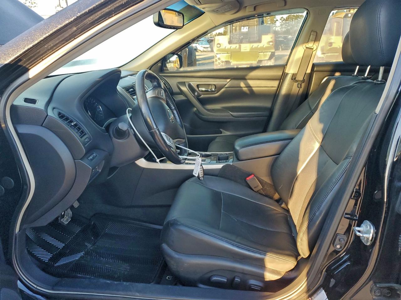 Nissan Altima 2.5 Image 4