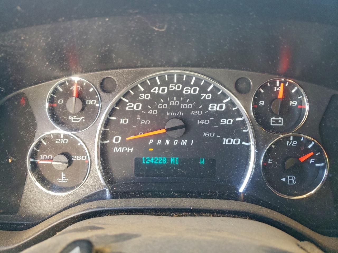 Chevrolet Express Image 2