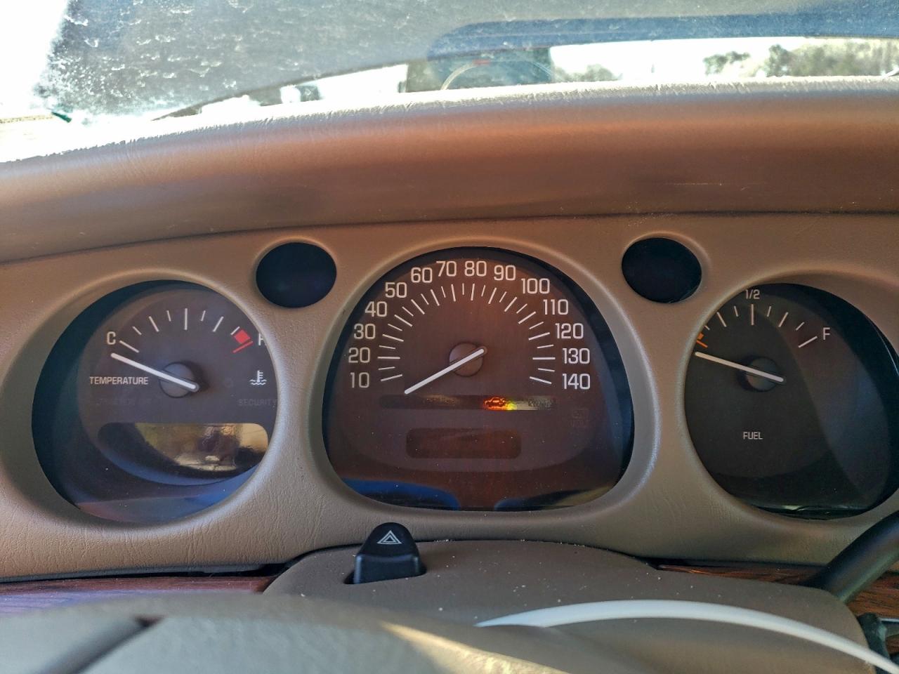 Buick LeSabre Custom Image 8