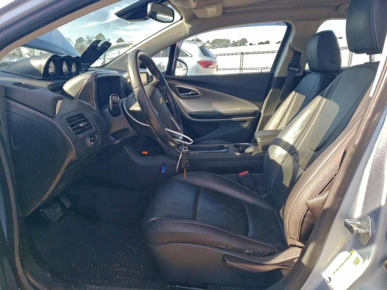 Chevrolet Volt Image 5