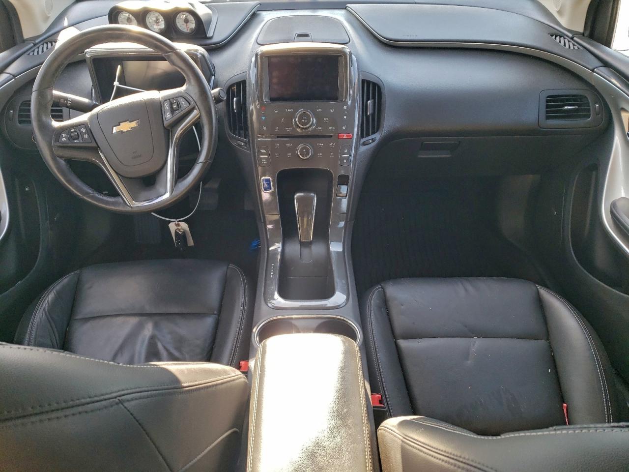 Chevrolet Volt Image 8