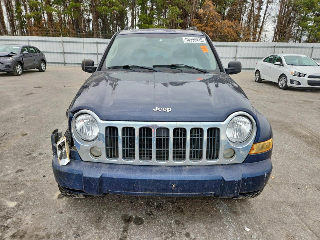 Jeep Liberty Limited Image 4