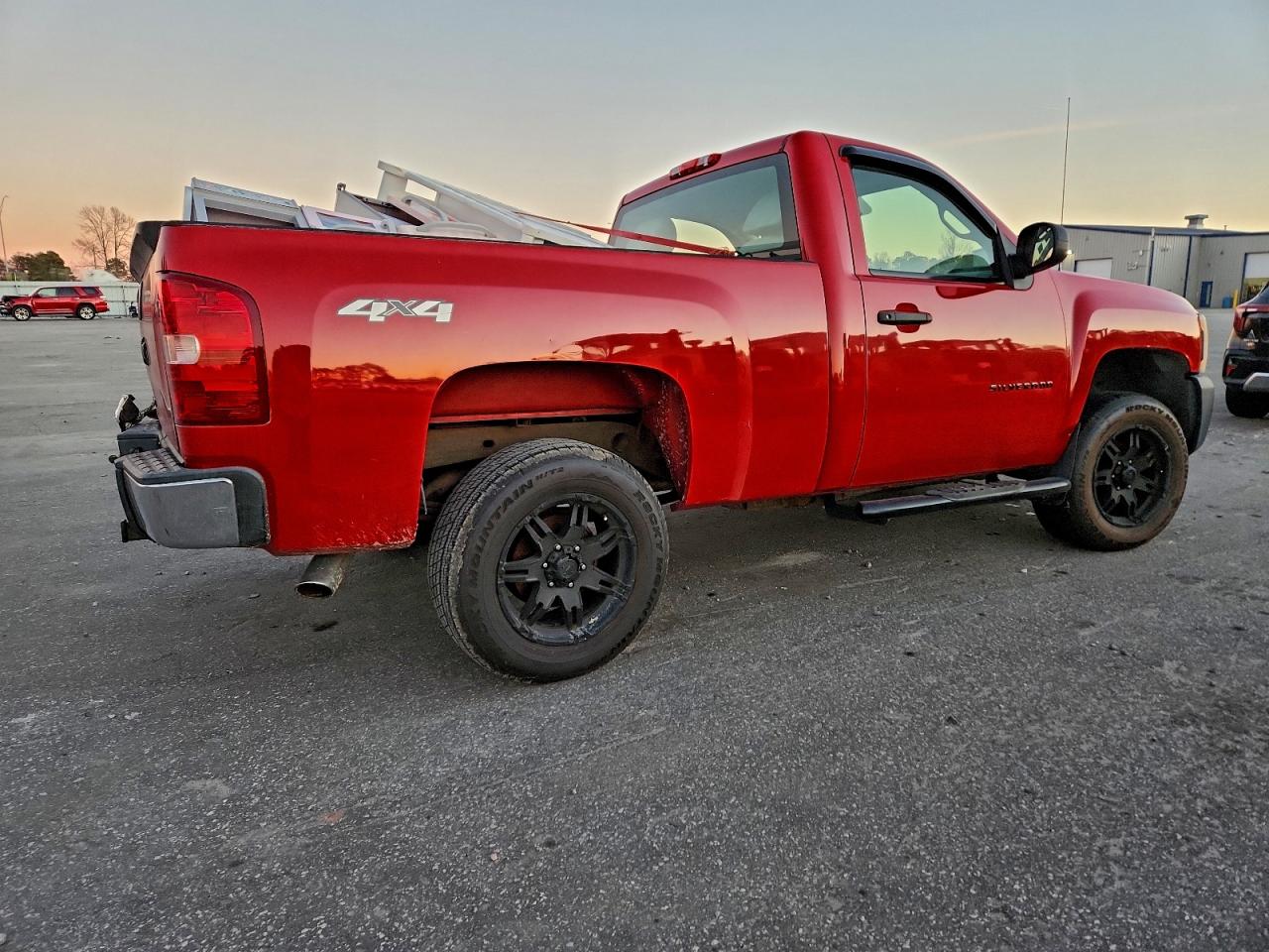 Chevrolet Silverado K1500 Image 6