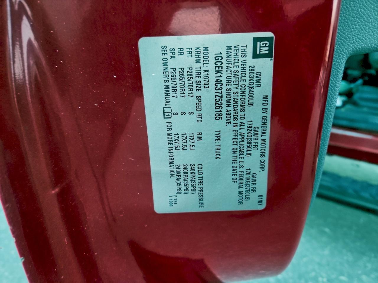 Chevrolet Silverado K1500 Image 3