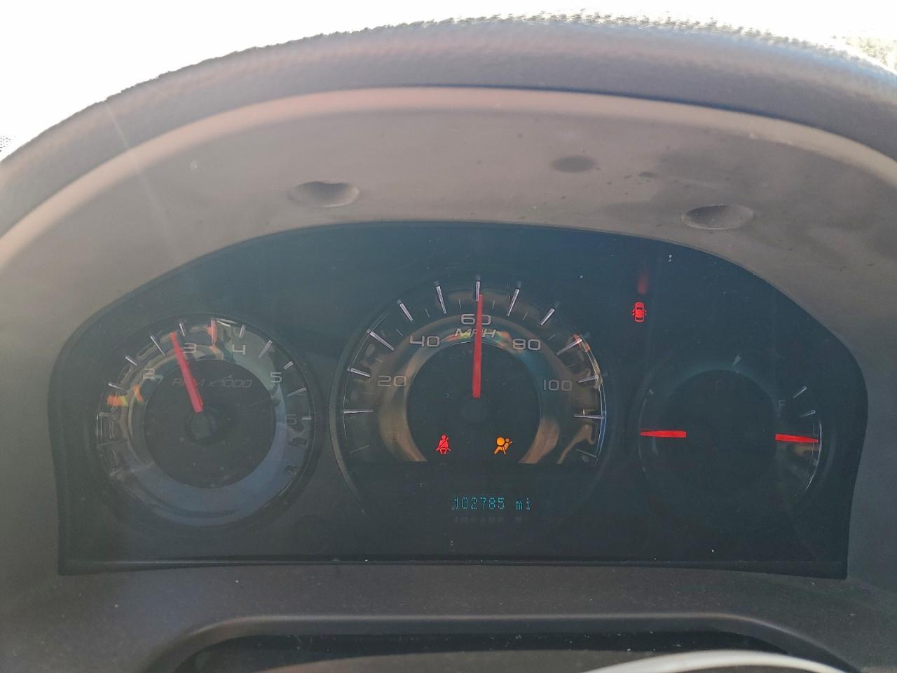 Ford Fusion S Image 6