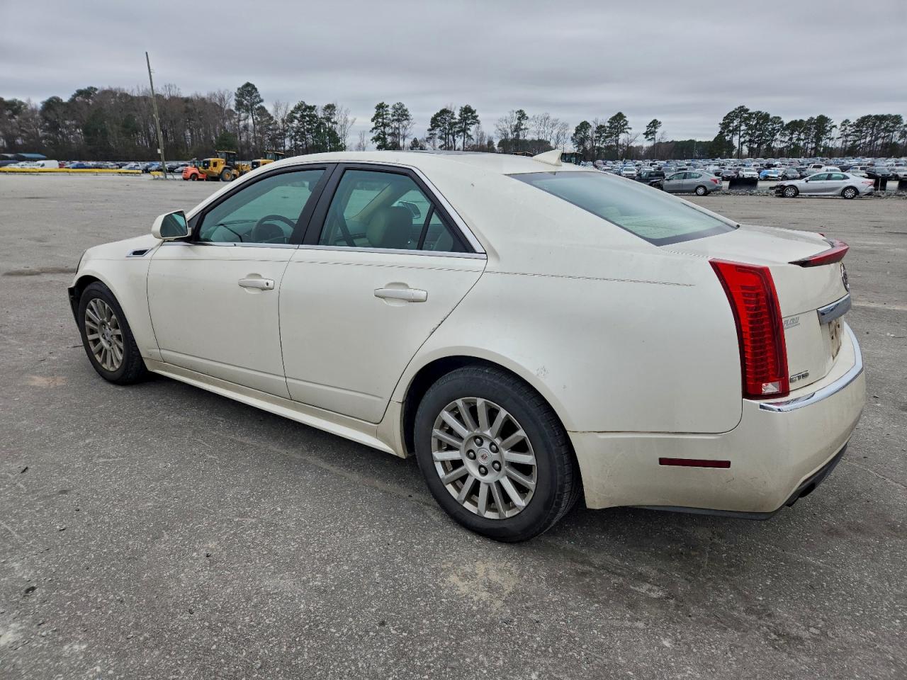 Cadillac CTS Luxury Collection Image 2