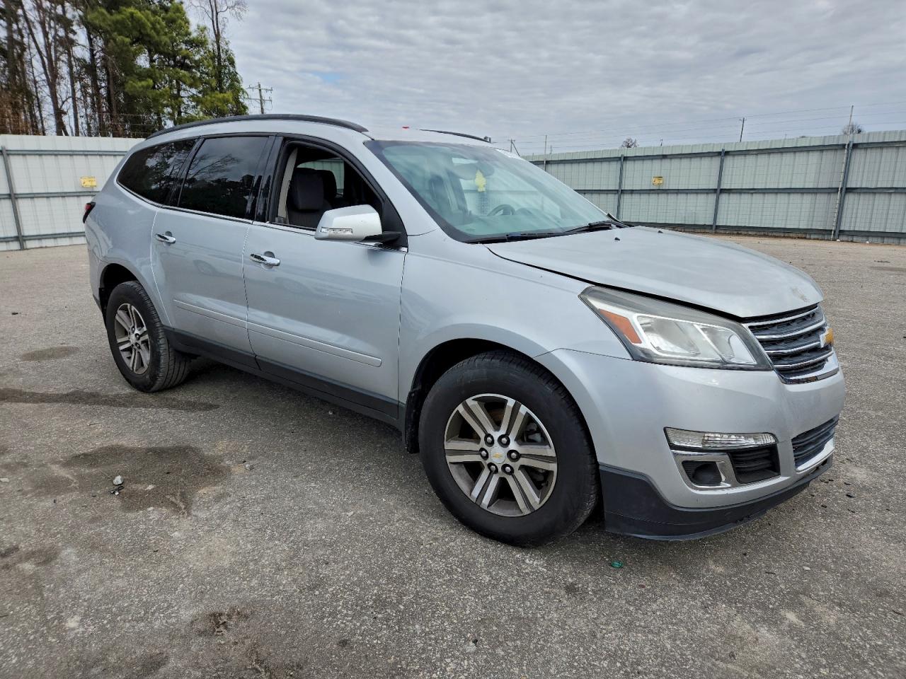 Chevrolet Traverse Lt Image 12