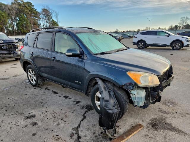 Toyota RAV4 Limited Image 6