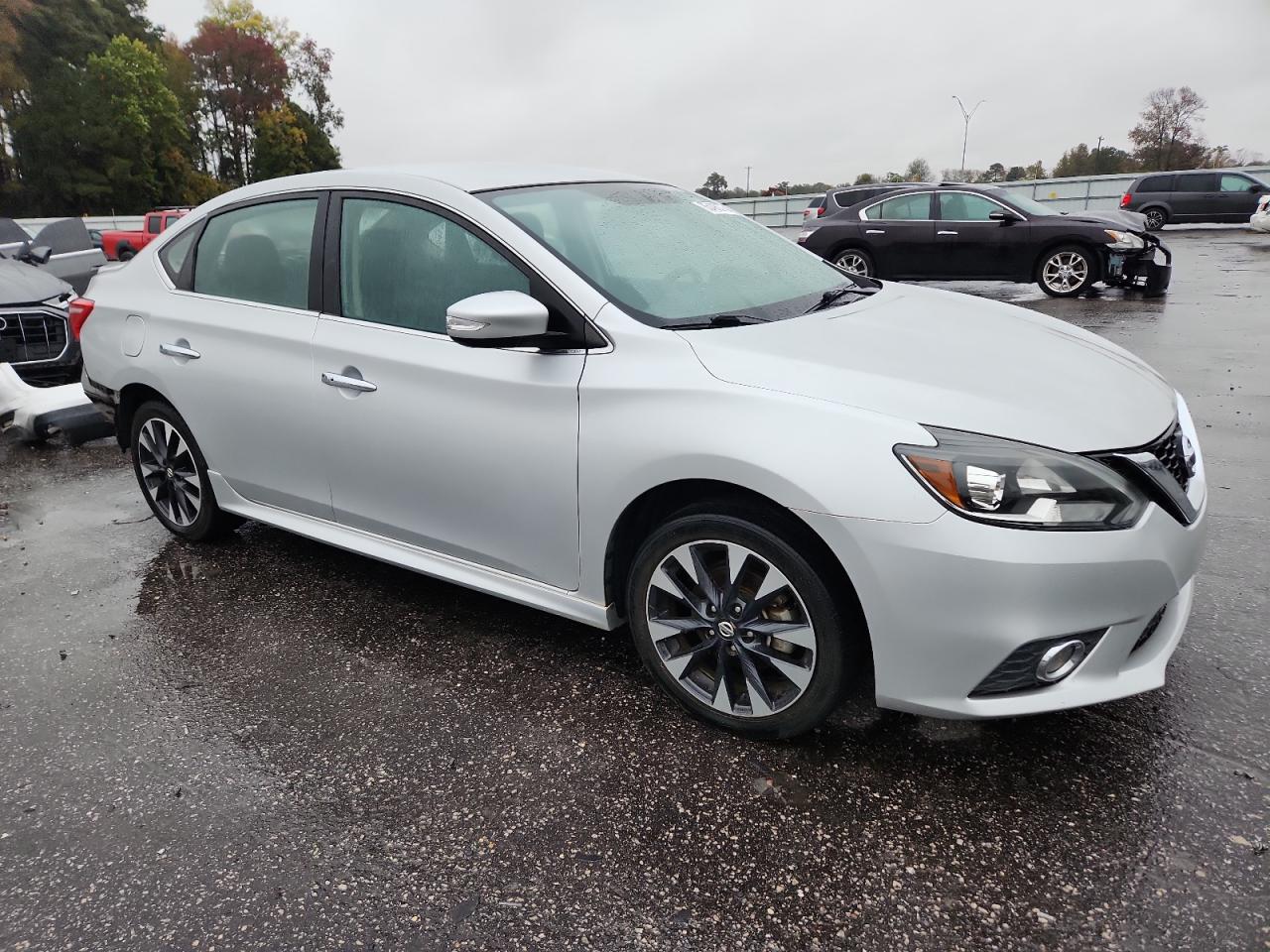 Nissan Sentra S Image 8