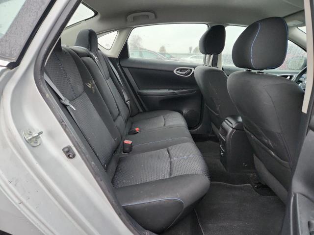 Nissan Sentra S Image 11