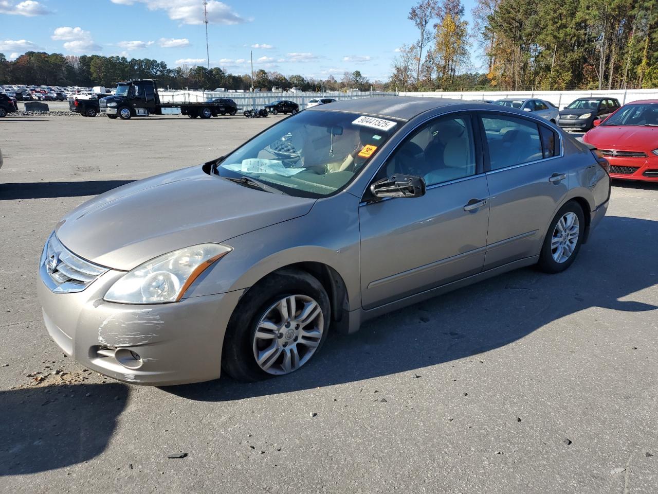 Nissan Altima Base Image 1