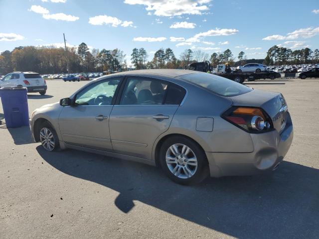 Nissan Altima Base Image 4