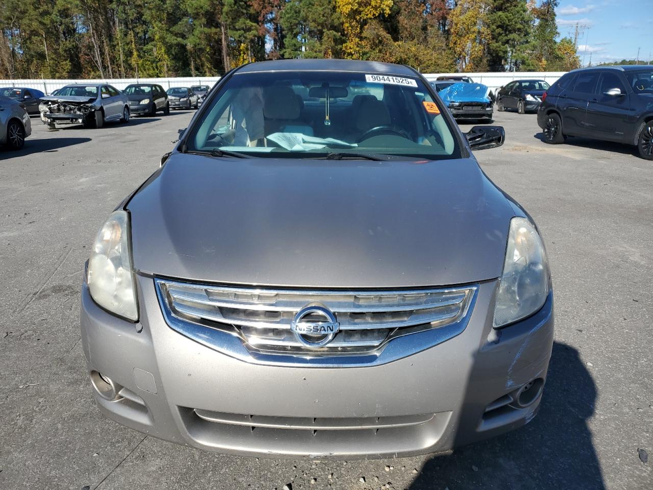 Nissan Altima Base Image 11