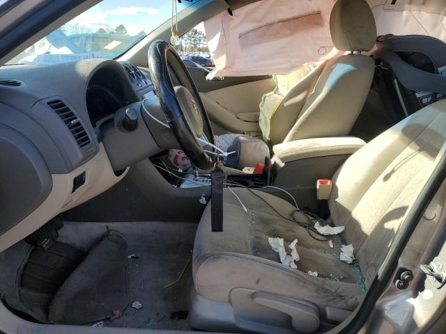 Nissan Altima Base Image 8