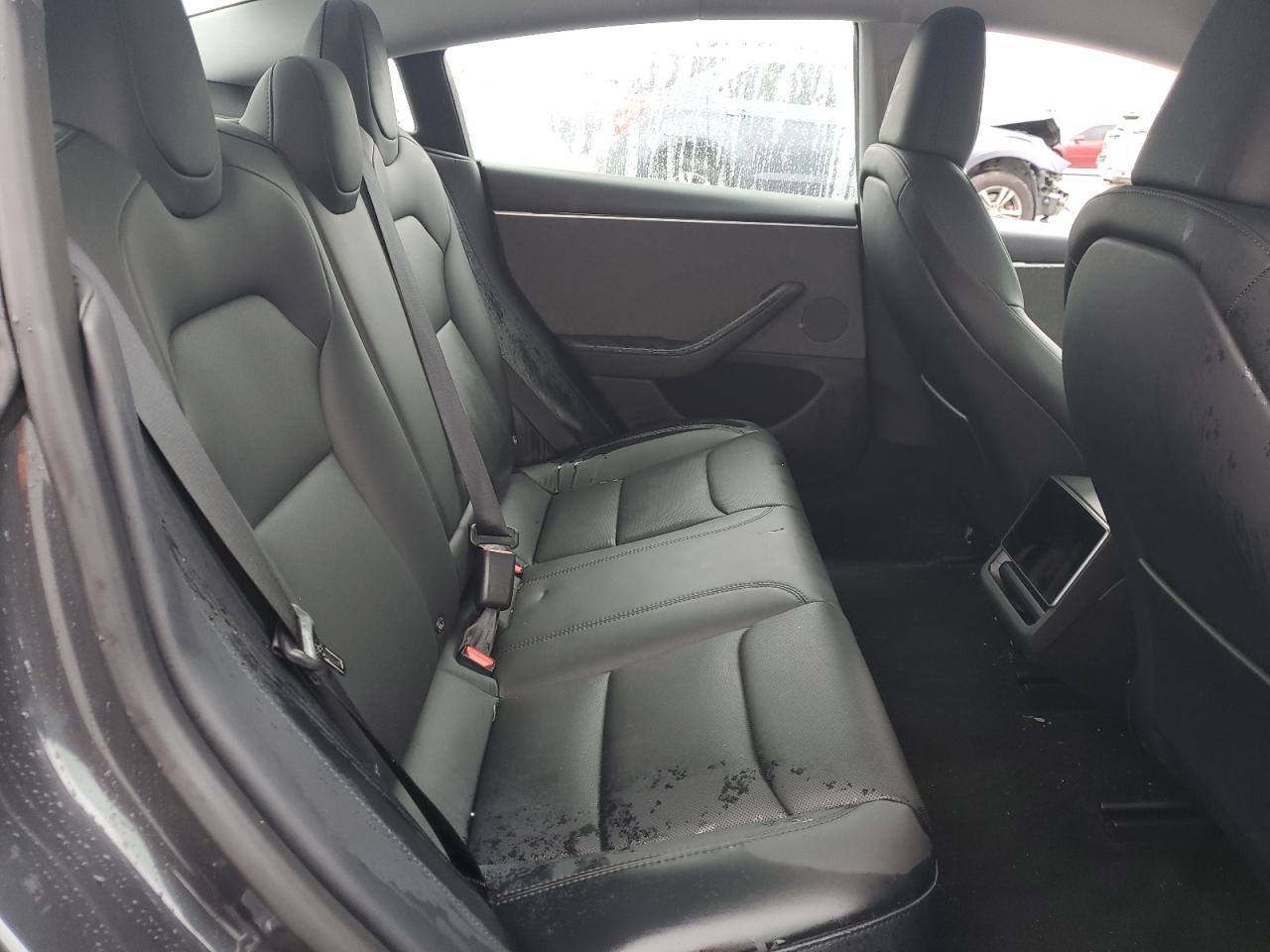 Tesla Model 3 Image 4