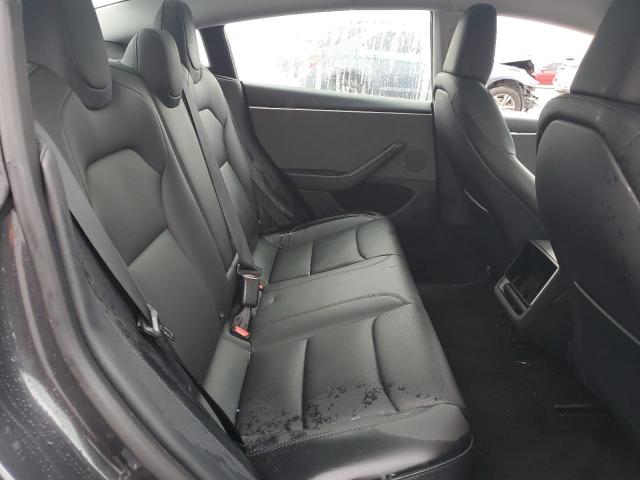 Tesla Model 3 Image 4