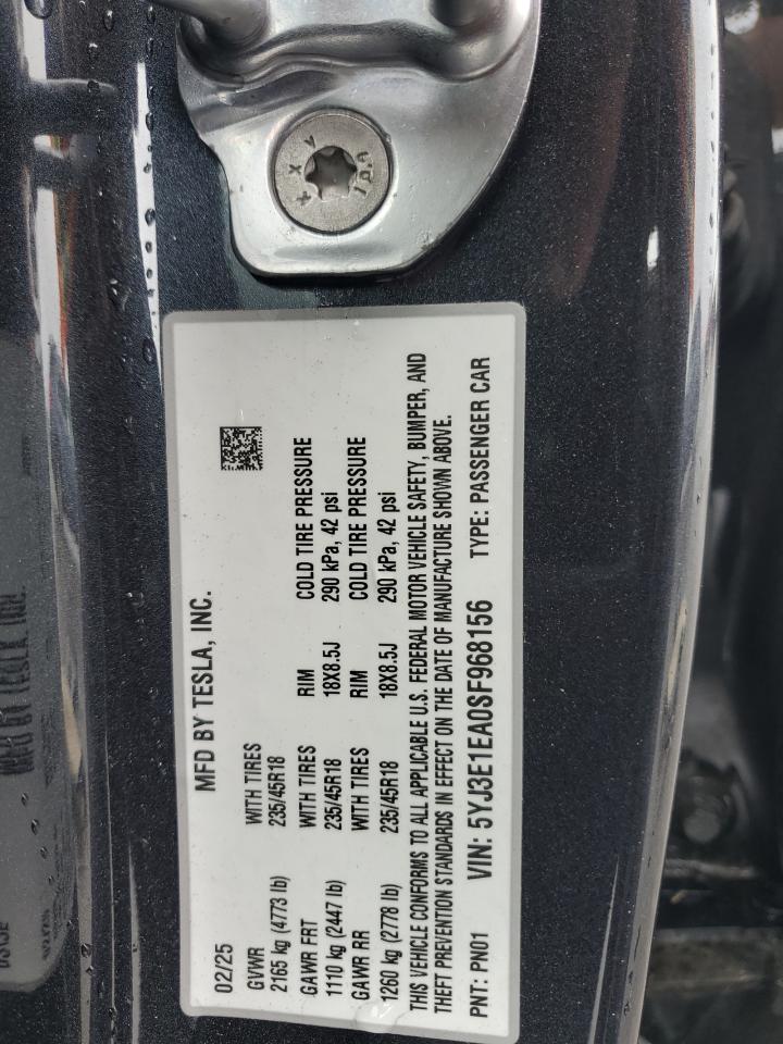 Tesla Model 3 Image 8