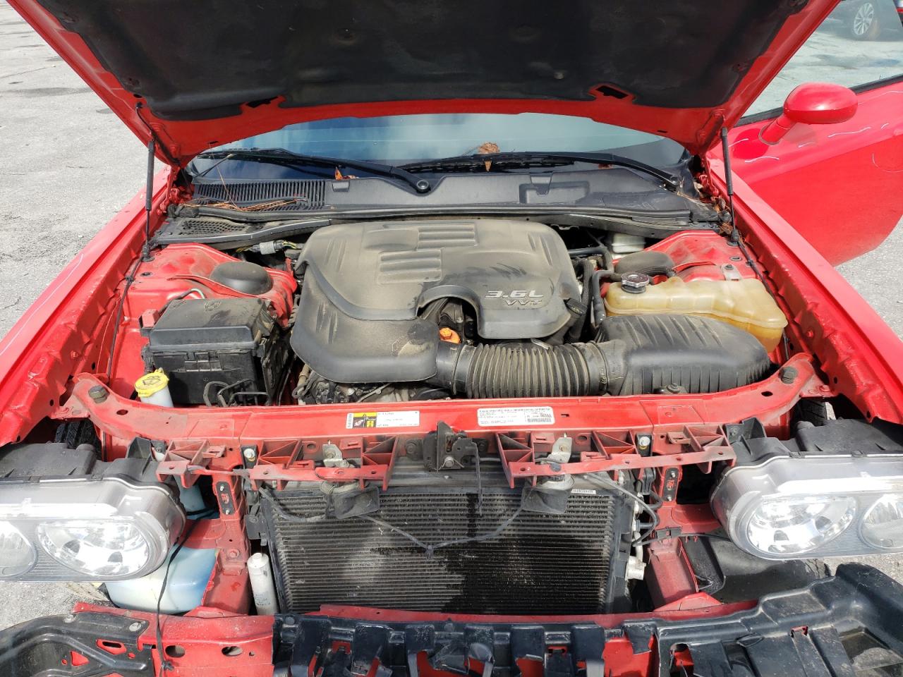 Dodge Challenger Sxt Image 10