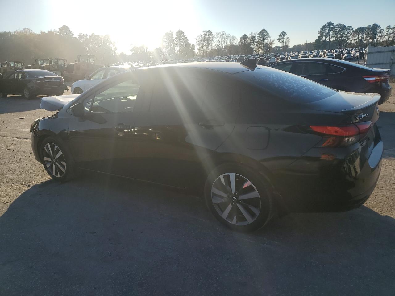 Nissan Versa Sr Image 10