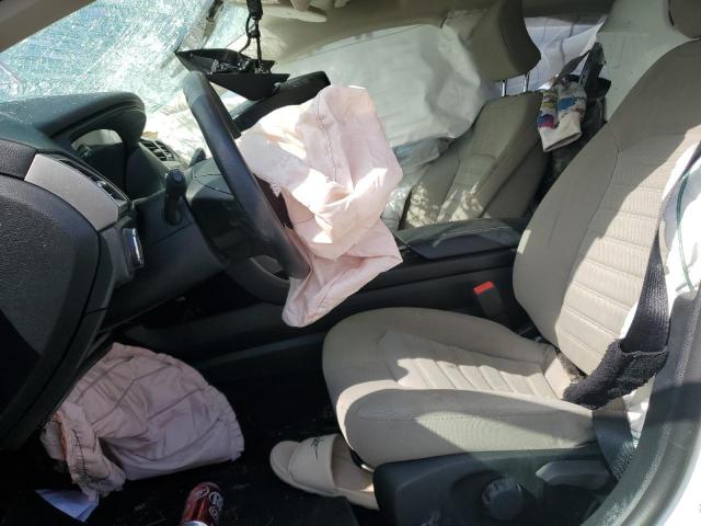 Ford Fusion S Image 2