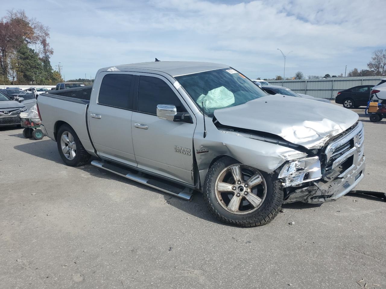 Ram 1500 Slt Image 9