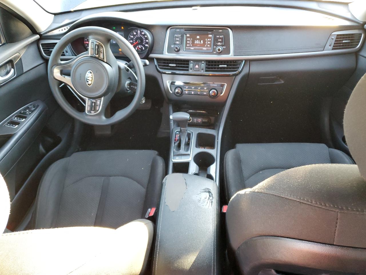 Kia Optima Lx Image 3