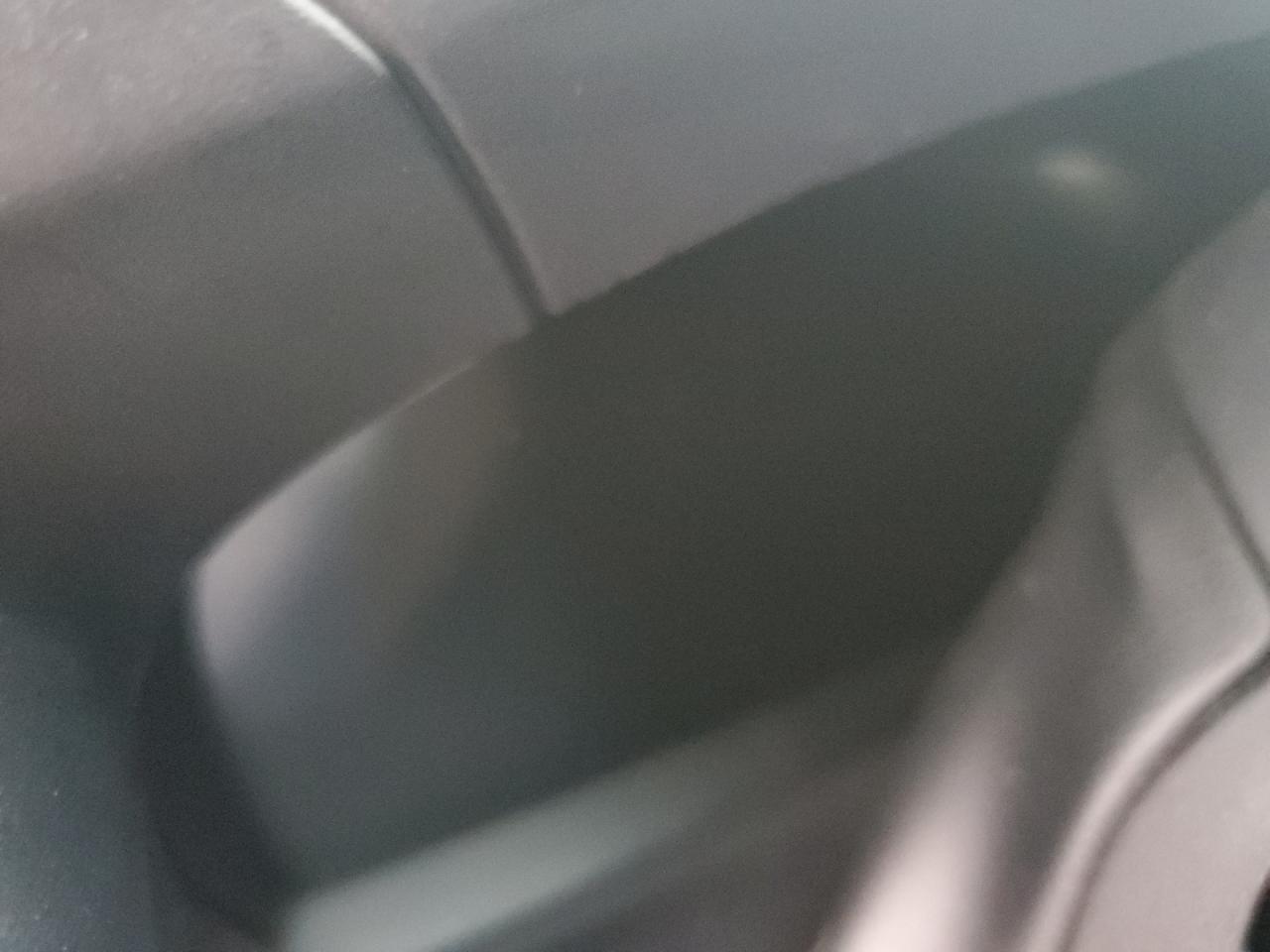 Ford Explorer Platinum Image 5