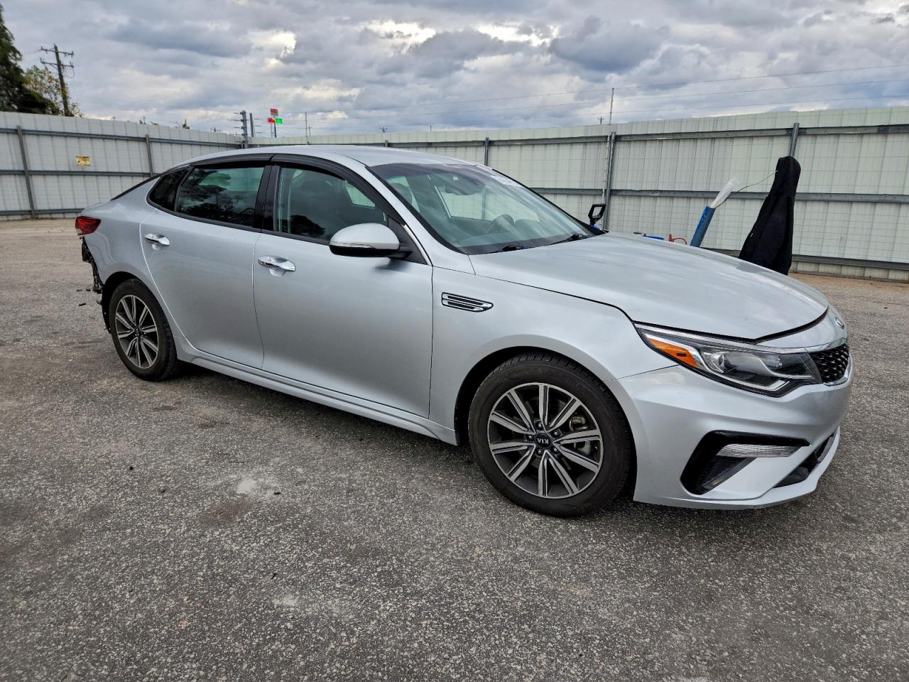 Kia Optima Ex Image 11