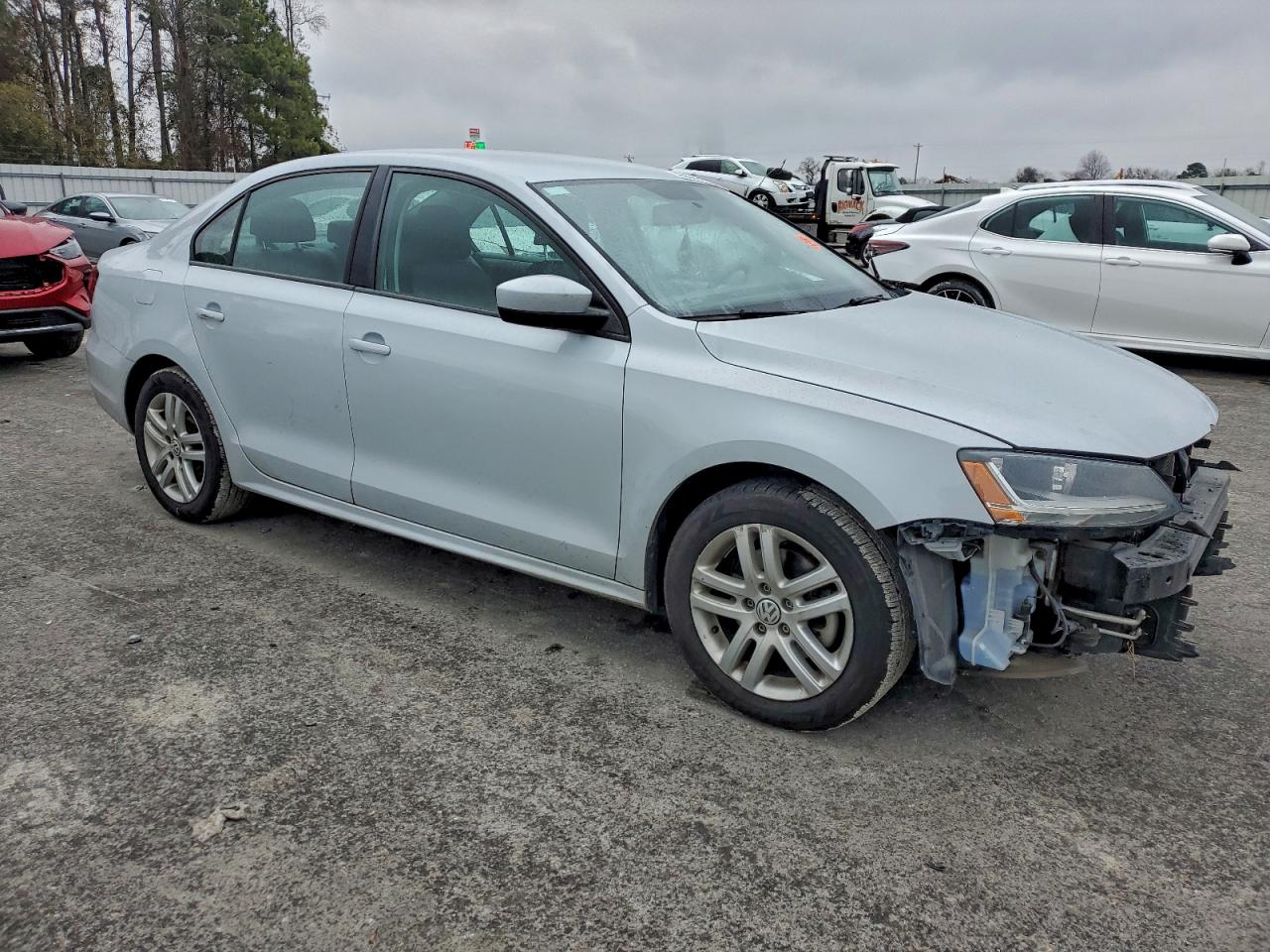 Volkswagen Jetta S Image 2