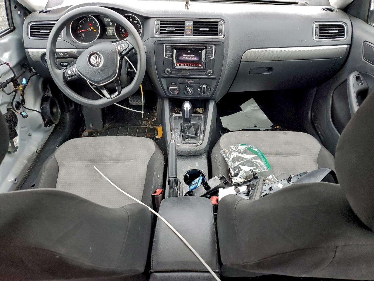 Volkswagen Jetta S Image 7