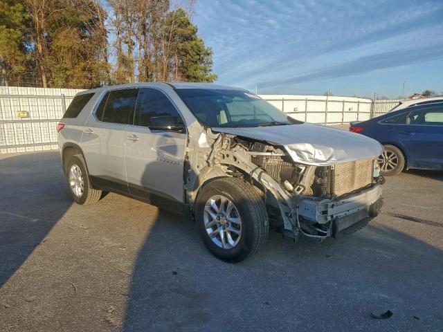 Chevrolet Traverse Ls Image 13