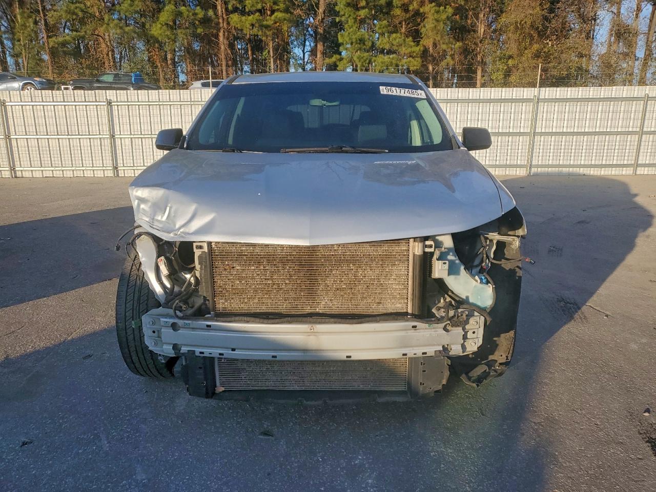 Chevrolet Traverse Ls Image 12