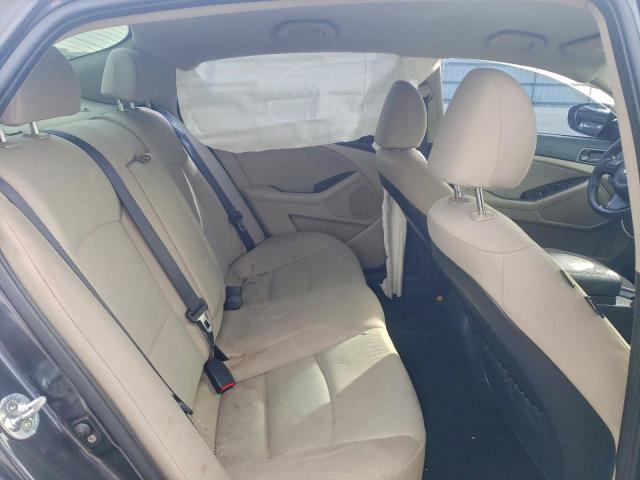 Kia Optima Lx Image 9